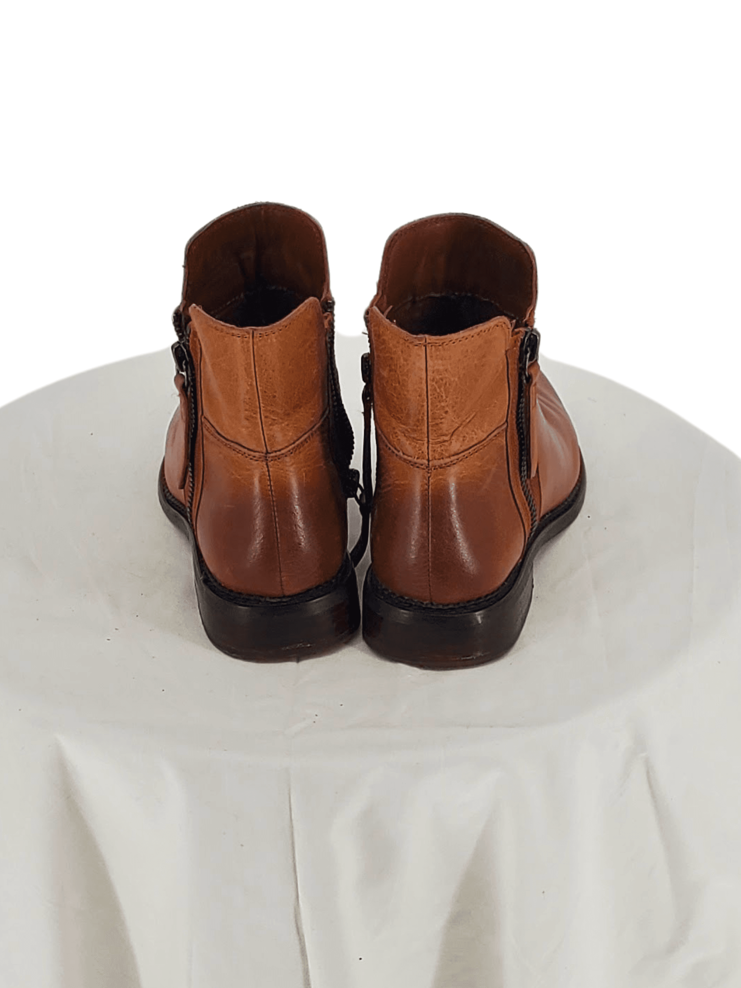 Franco Sarto, Front. Condition: Excellent.