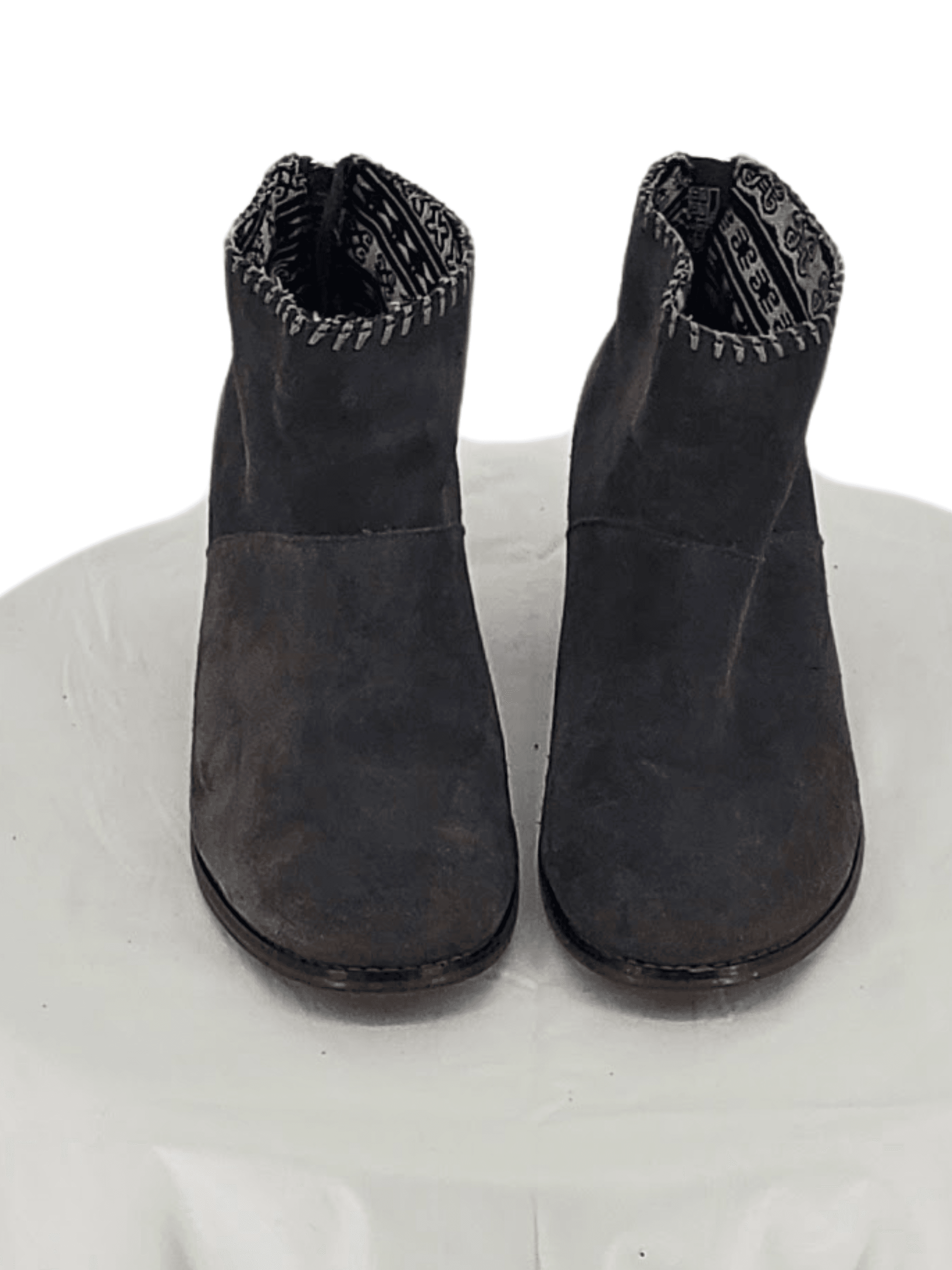 Toms suede boots, Toms suede boots — Toms leather suede , excellent