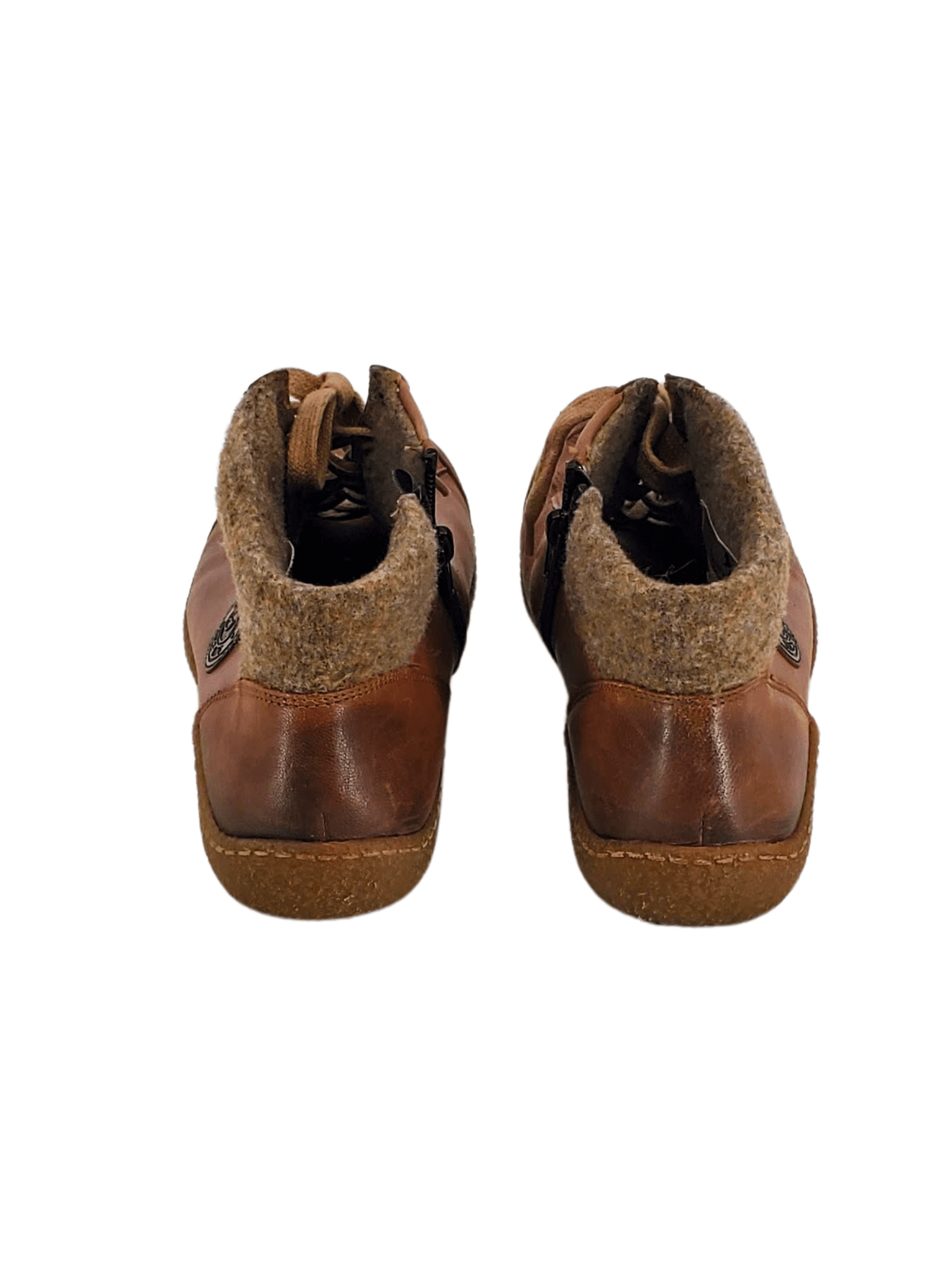 Remonte chestnut brown leather with wool interior , Front. Condition: Excellent.