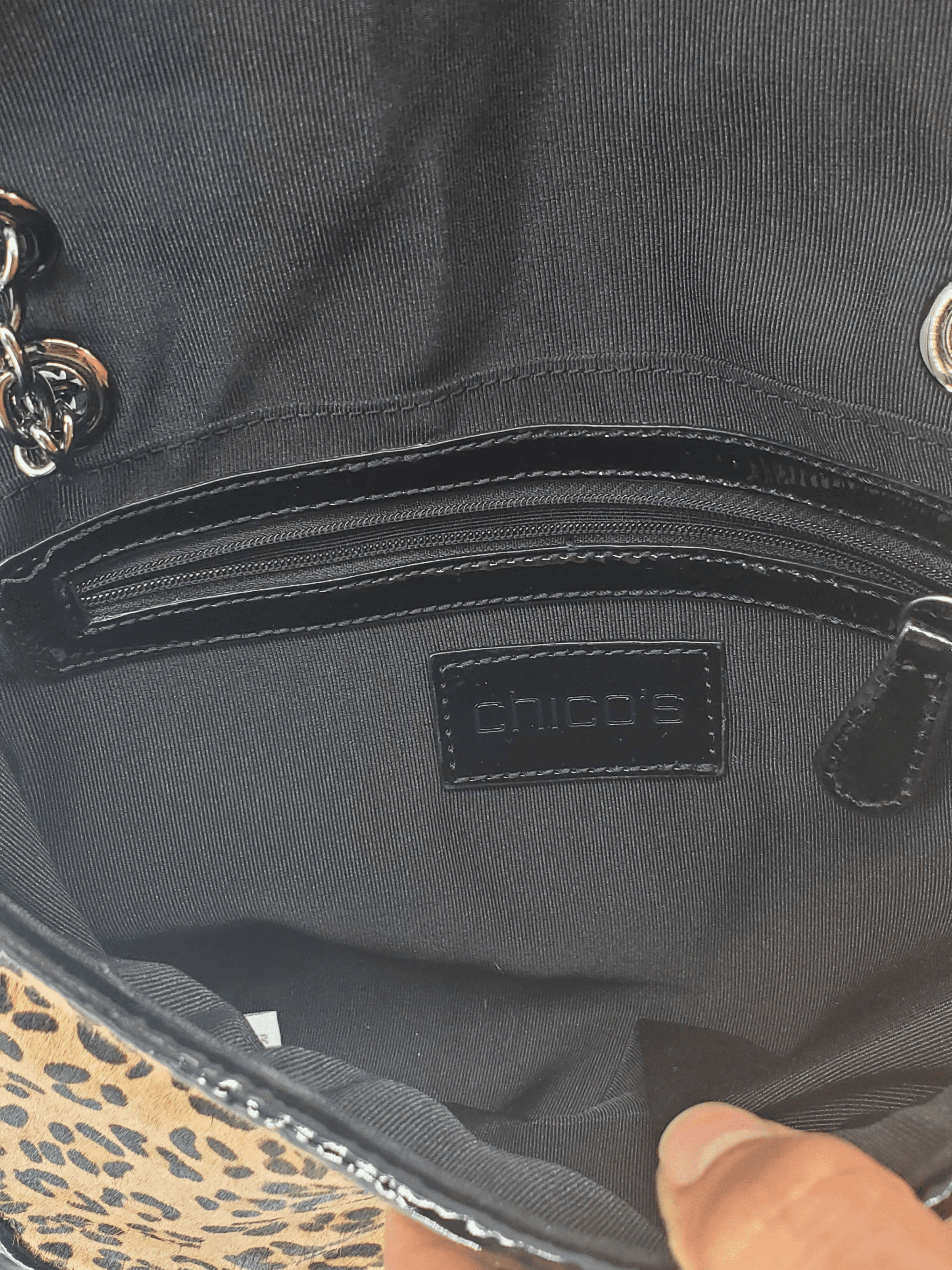 Samsonite, Front. Condition: Mint.