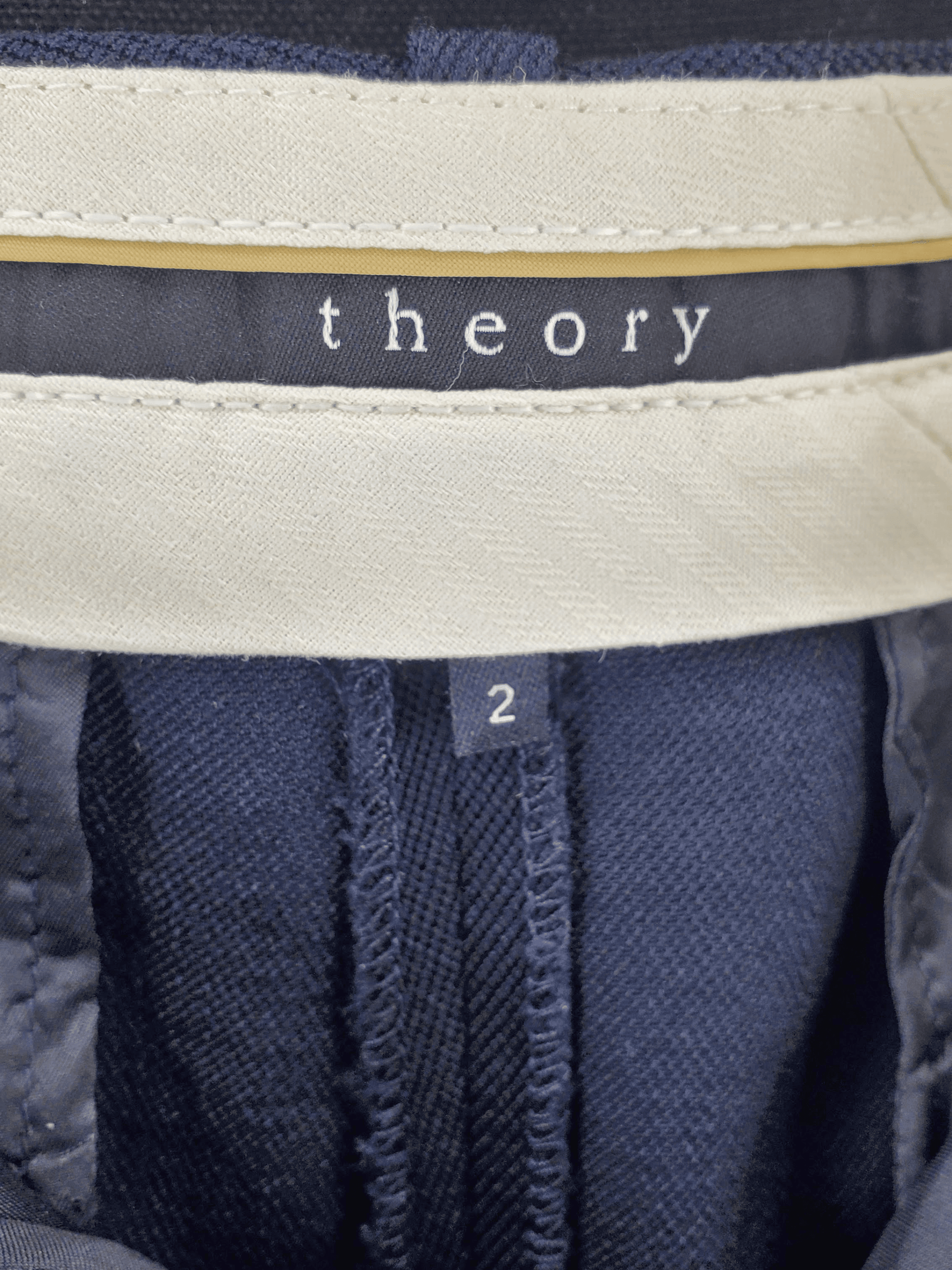 Theory, Frente. Condición: Mint.