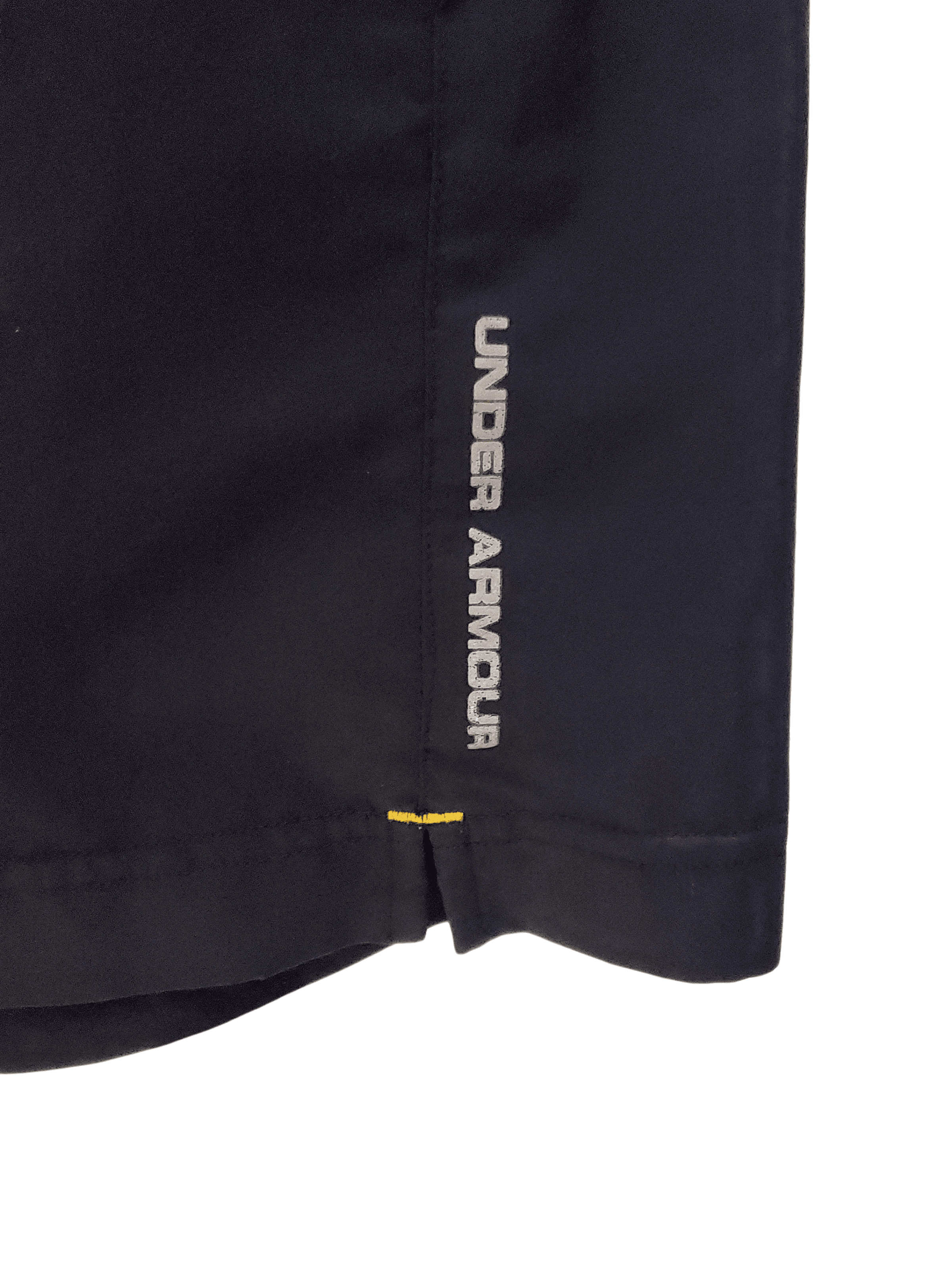 Under Armour , Frente. Condición: Excellent.