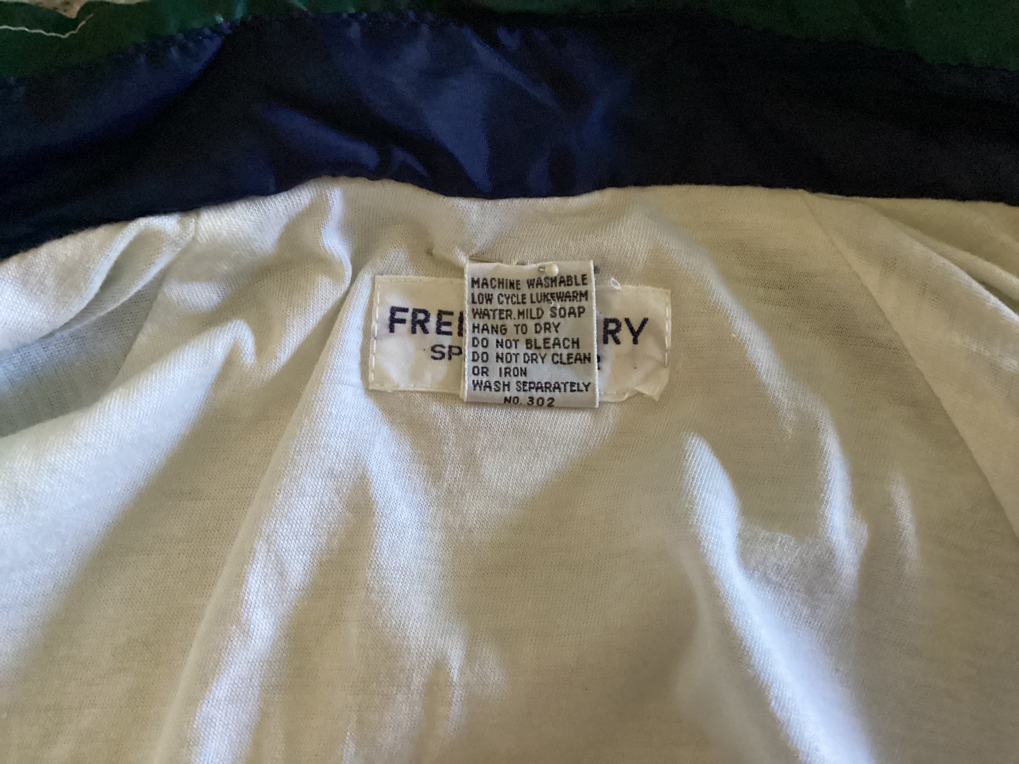 Fred Perry Vintage Sportwear Y2K, Frente. Condición: Mint.