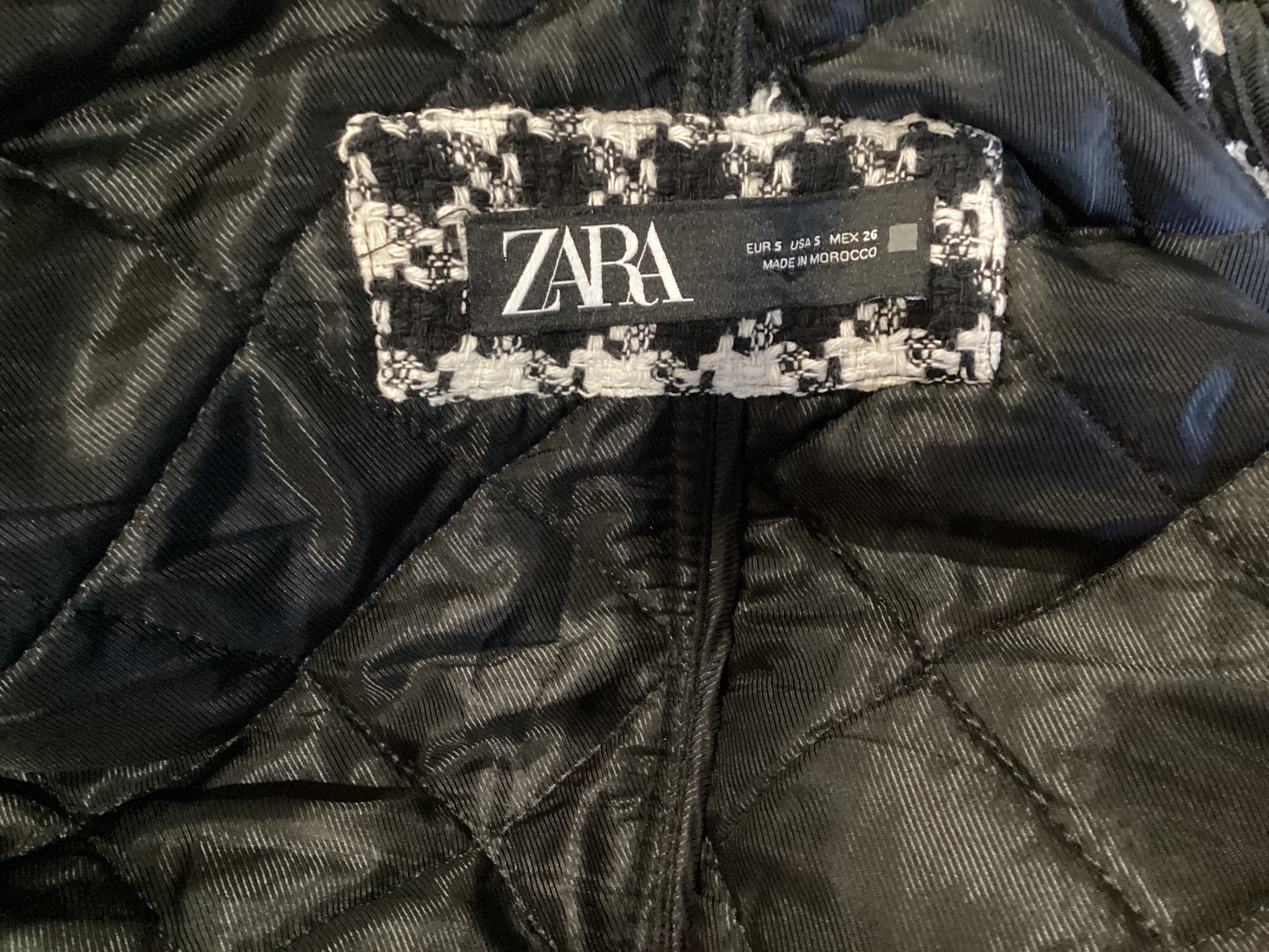 Zara women , Frente. Condición: Mint.
