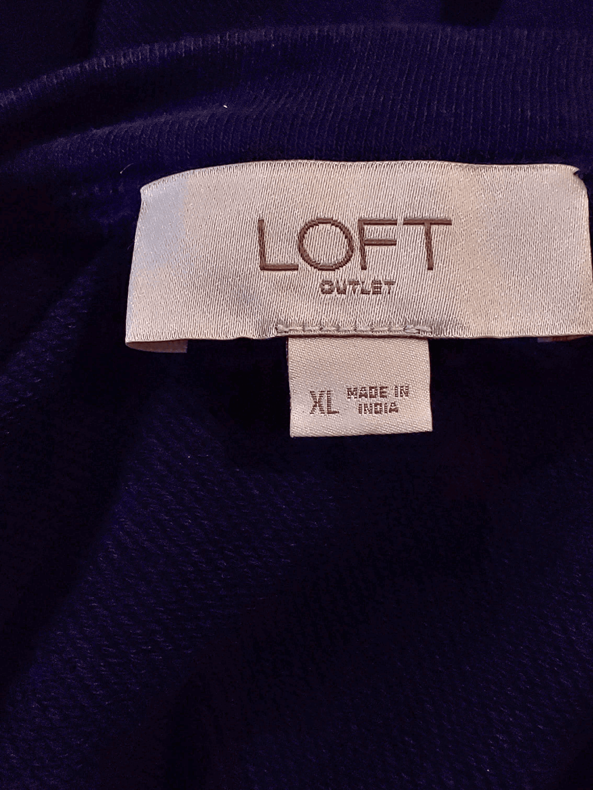 Loft, Front. Condition: Excellent.