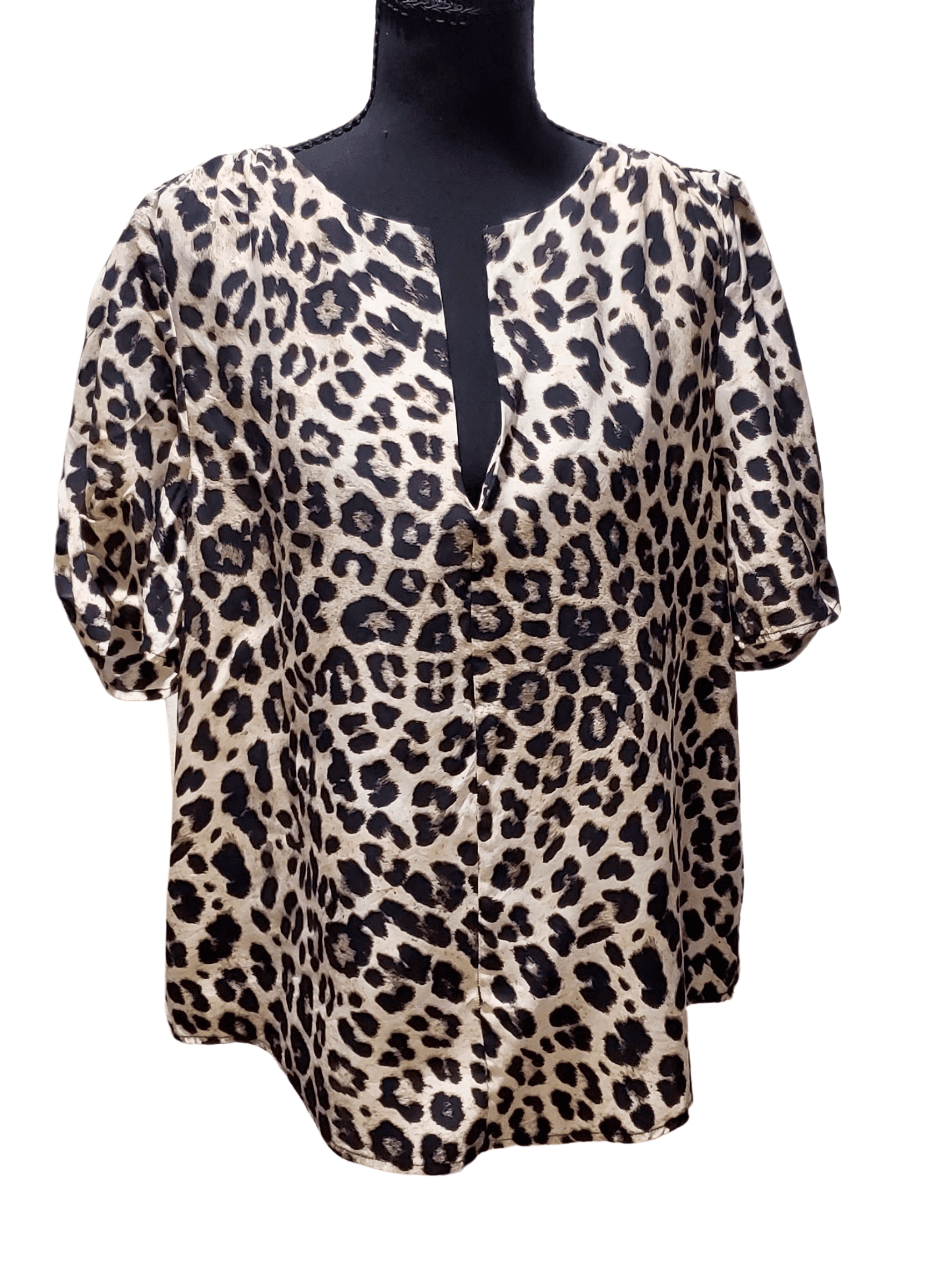 Joie , Joie — Josie Luxury Leopard PrintFluid Statement Blouse 100% silk, excellent