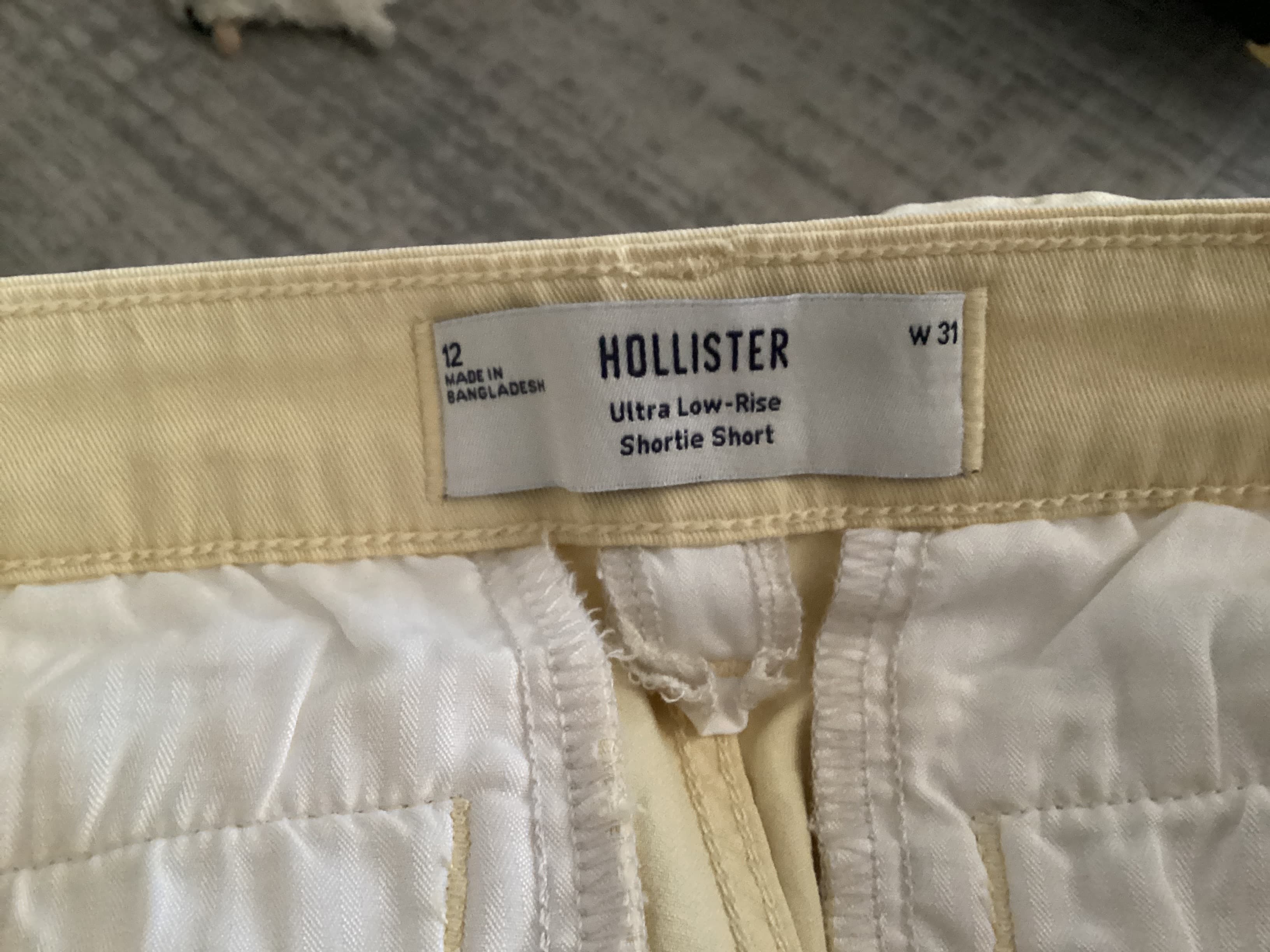Hollister, Front. Condition: Mint.