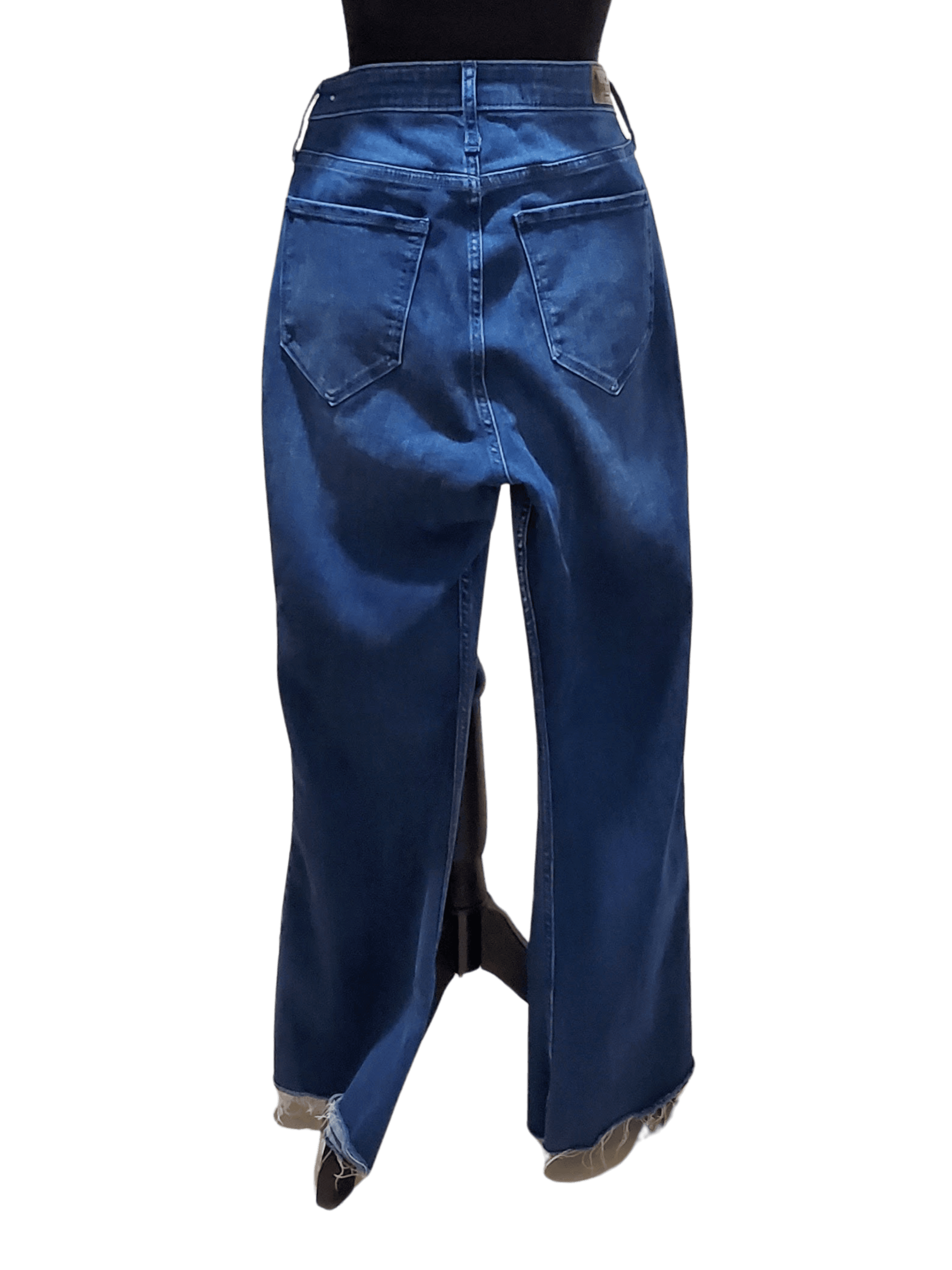 Hollister California , Front. Condition: Excellent.