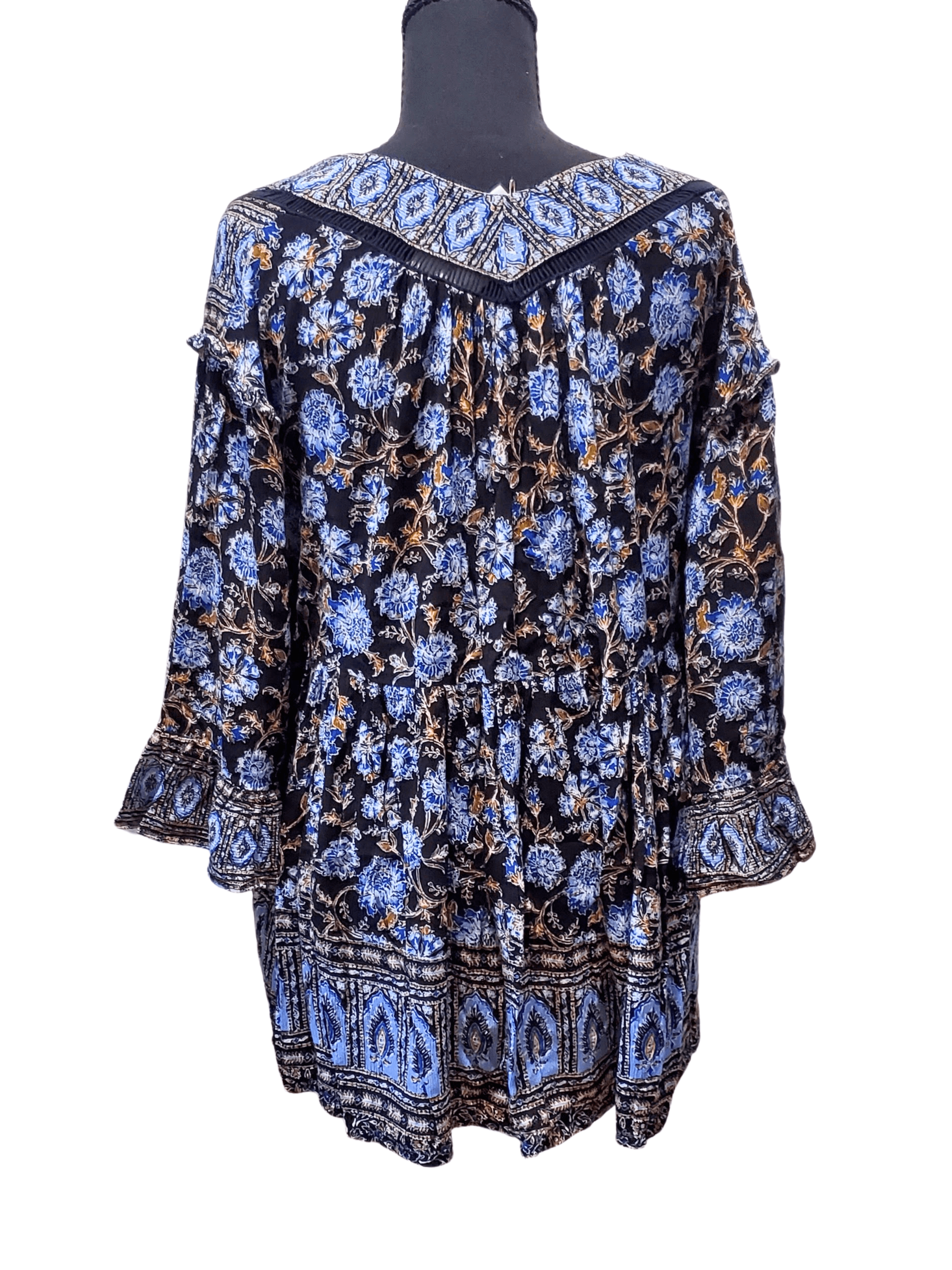 Free People , Front. Condition: Excellent.